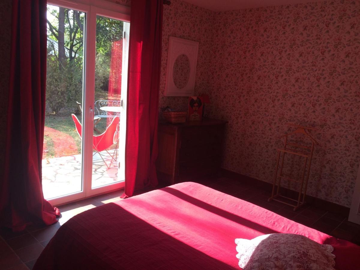 Chambres Au Coeur Du Massif Des Trois Pignons Noisy-sur-Ecole Dış mekan fotoğraf